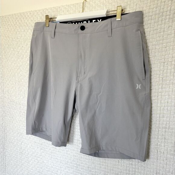 NWT Golf Shorts✨ - Picture 1 of 6